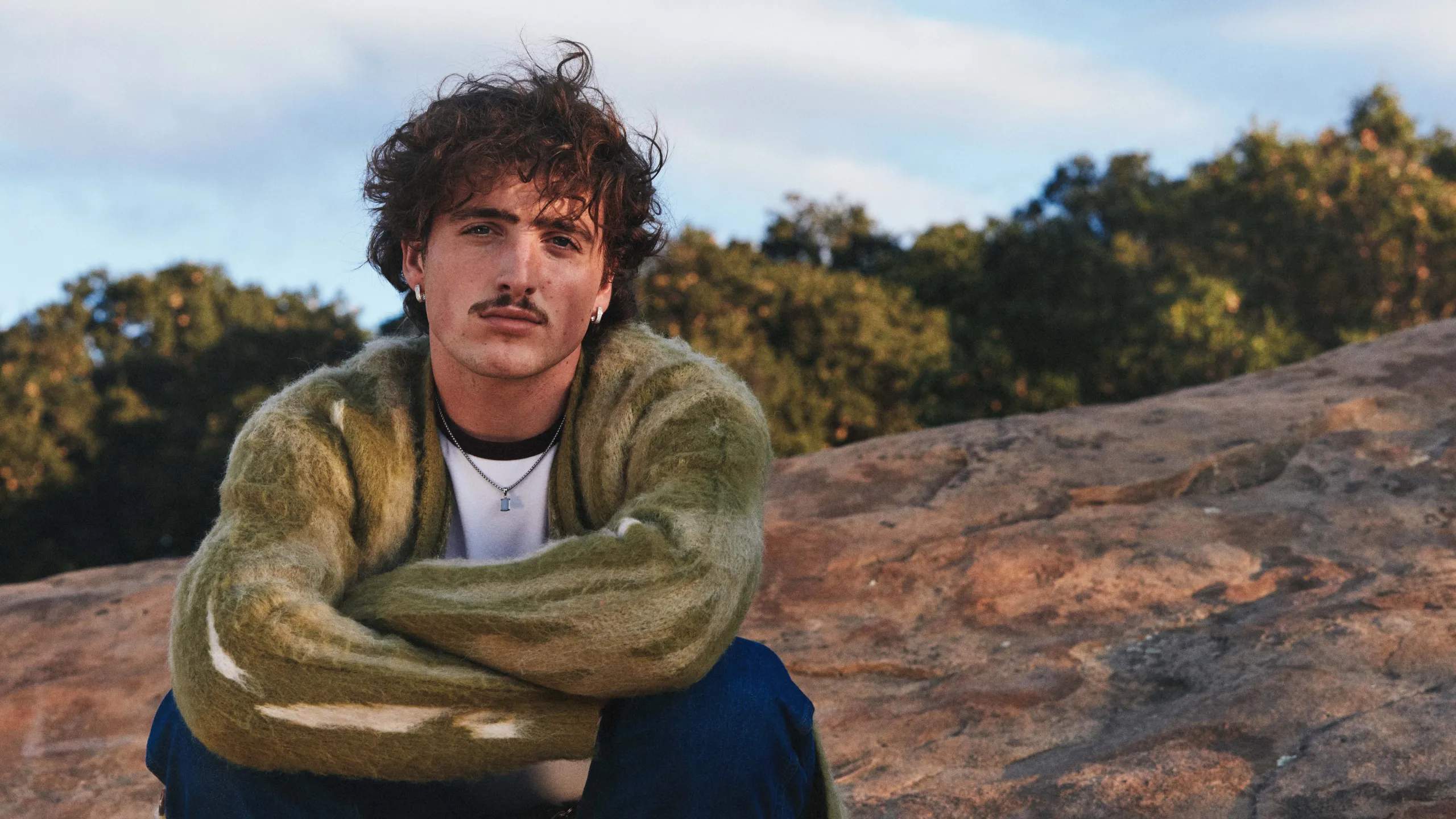 Dean Lewis